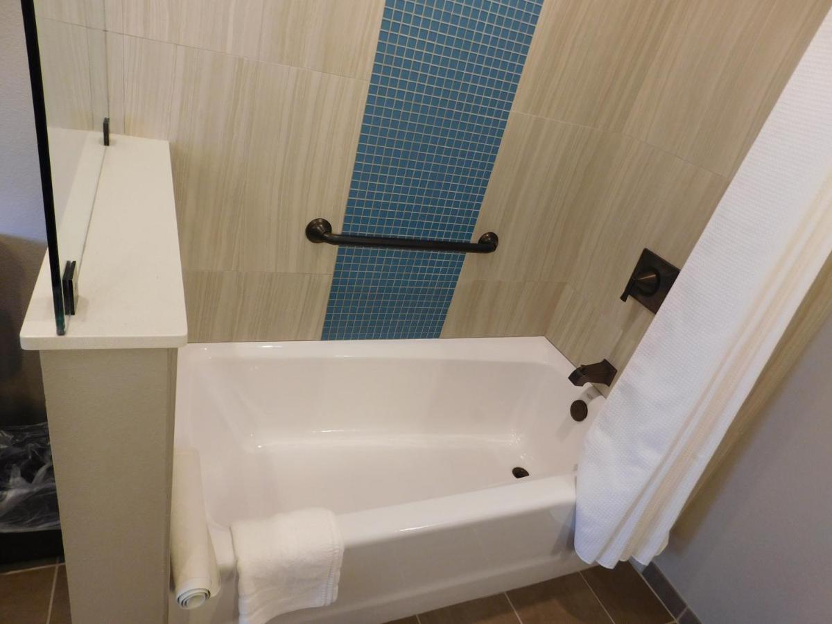 Wave Street Inn Монтерей Экстерьер фото