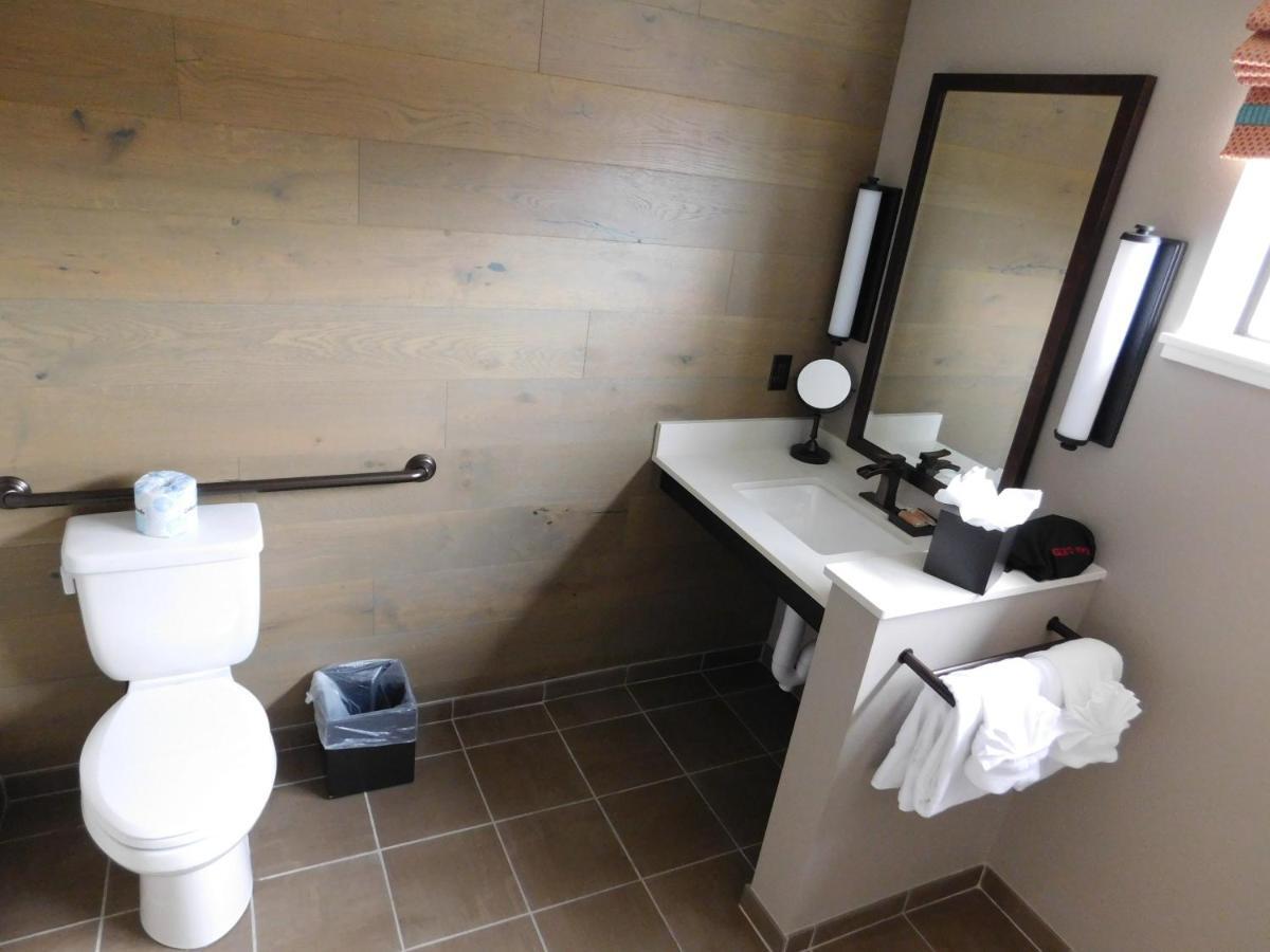 Wave Street Inn Монтерей Номер фото