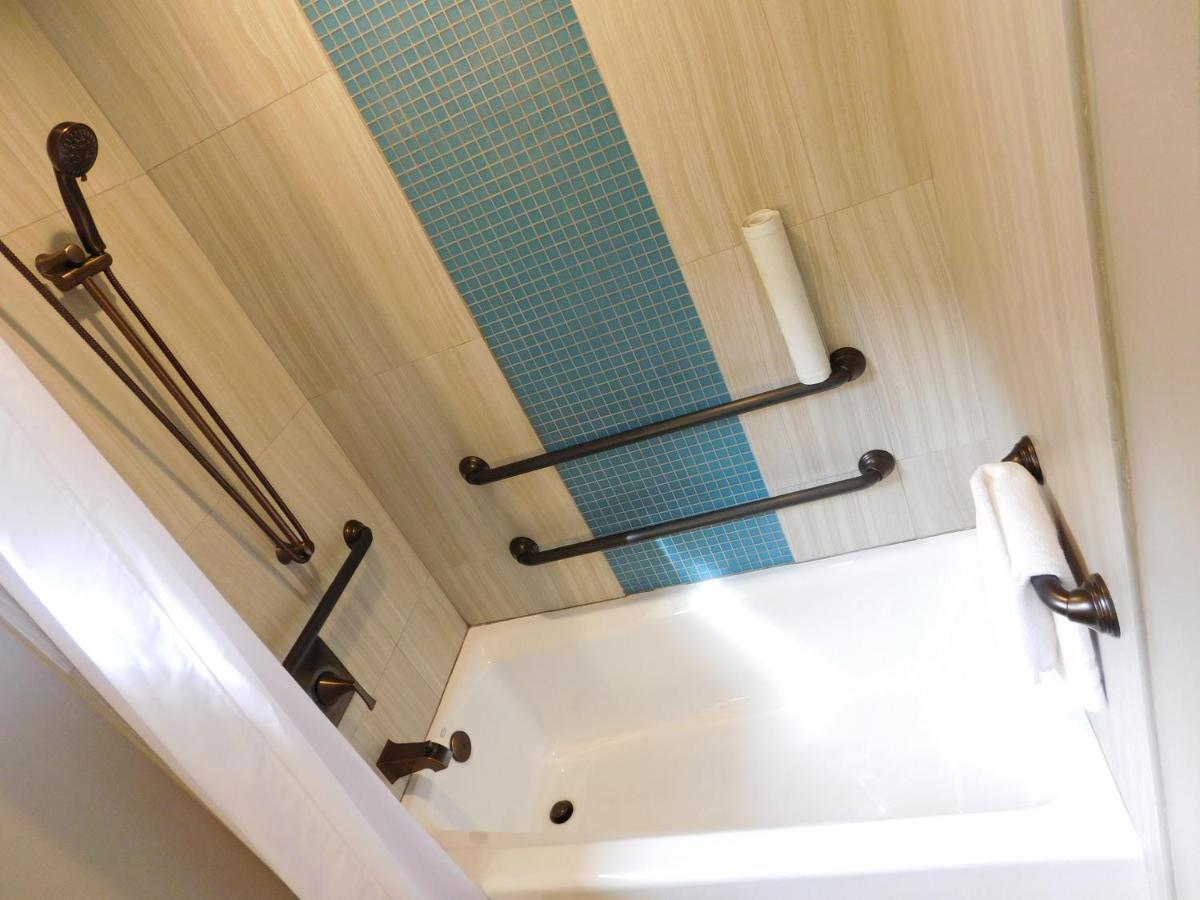 Wave Street Inn Монтерей Экстерьер фото