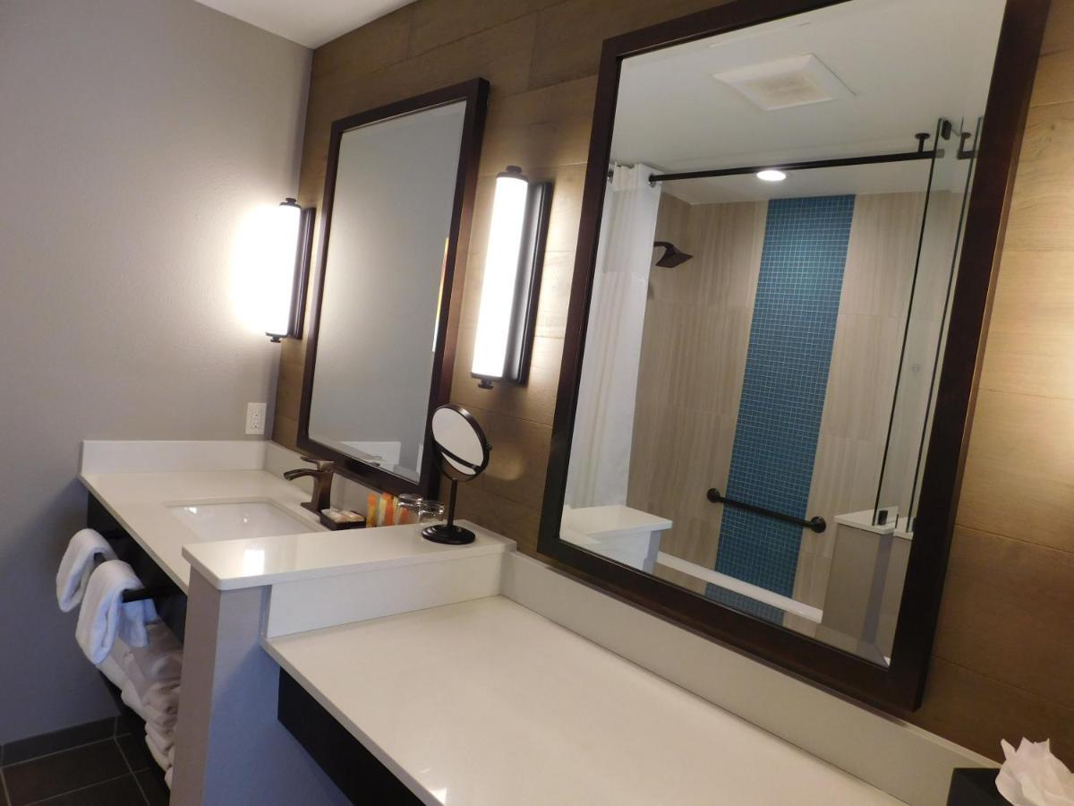 Wave Street Inn Монтерей Экстерьер фото