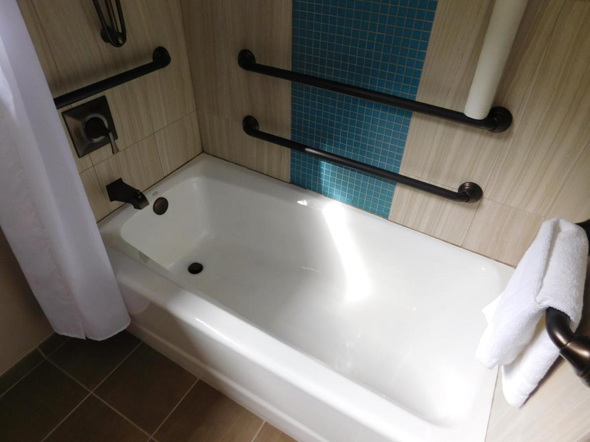 Wave Street Inn Монтерей Номер фото